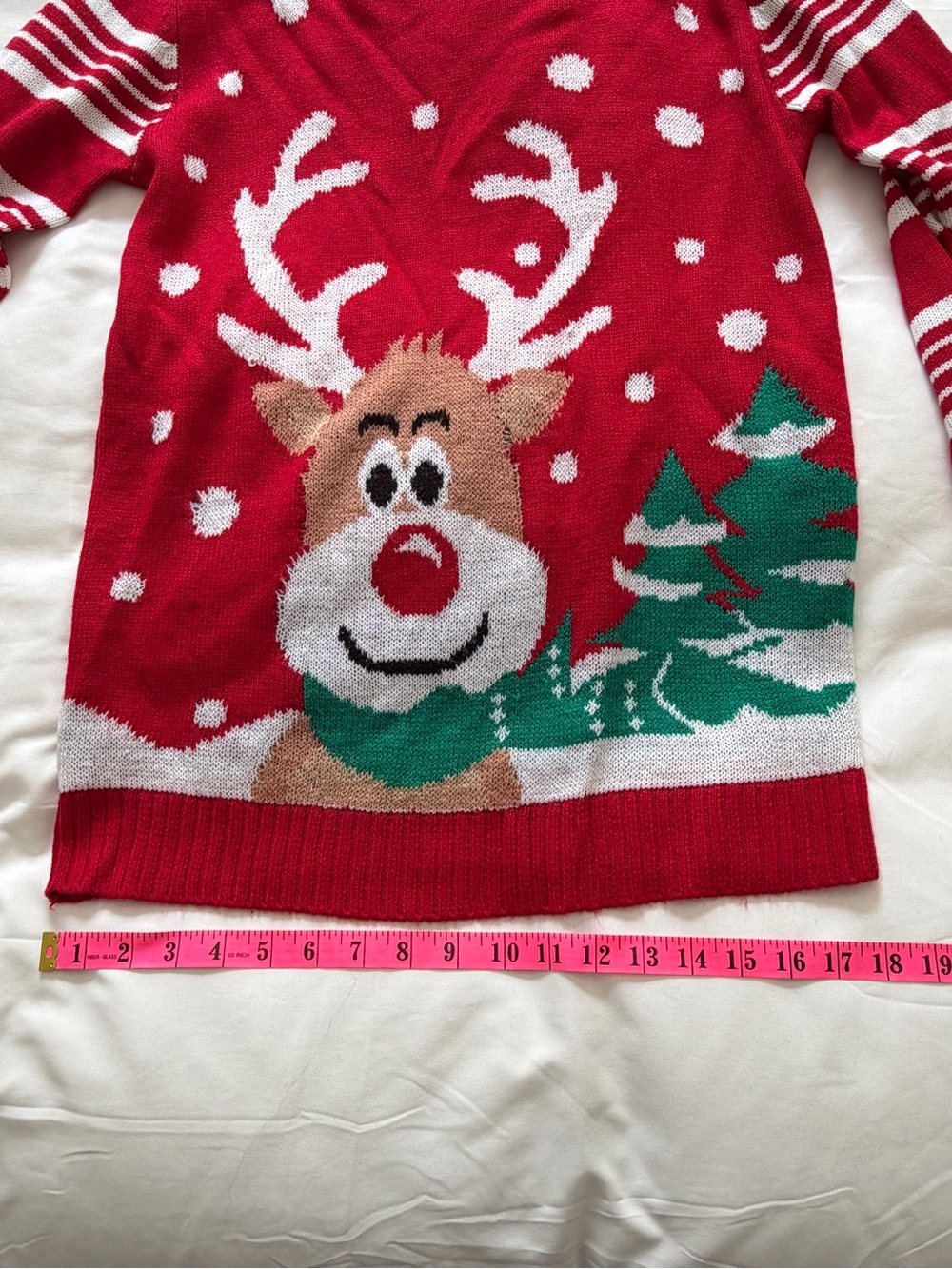 Guilt Knitware Red Holiday Reindeer Sweater - Women - Picture 5 of 6